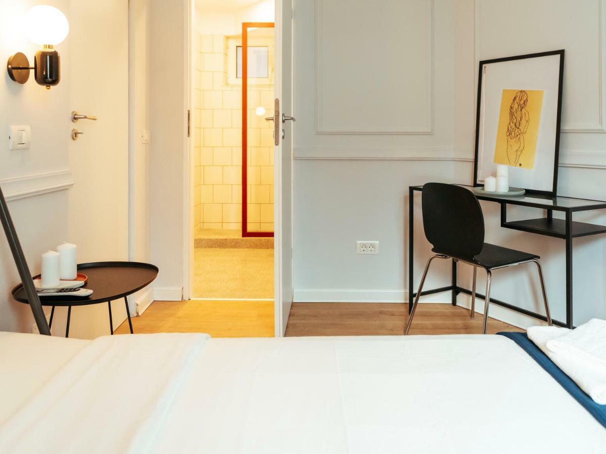 Classy Apartment - Old Town บูคาเรสต์ ภายนอก รูปภาพ